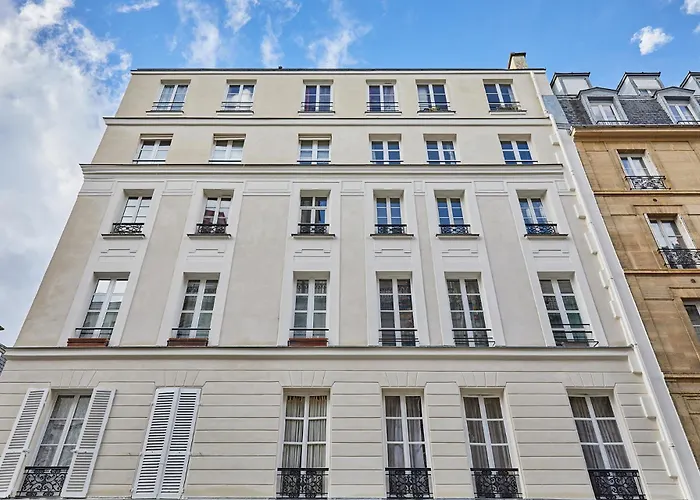 Apartment Saint Germain Des Pres By Studio Prestige
